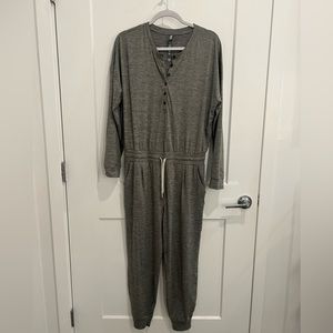 Vuori, Heather Grey, size medium, All Day Jumpsuit.